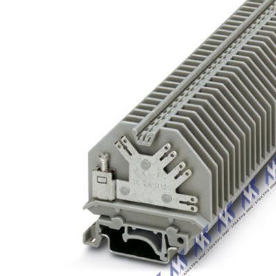 UHK 4-FS(8-2,8-0,8)